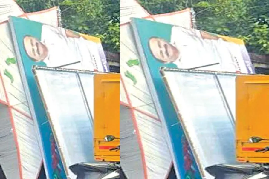 vd-satheesan-flex-board-maradu