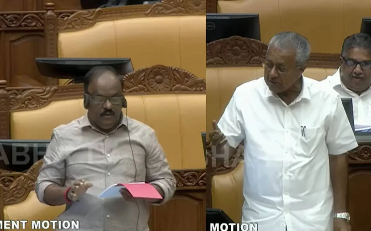 ബിജെപി എംഎല്എ ബി.ബി.ഗോപകുമാറും പ്രതിപക്ഷ നേതാവ് പിണറായി വിജയനും നിയമസഭയില് സംസാരിക്കുന്നു