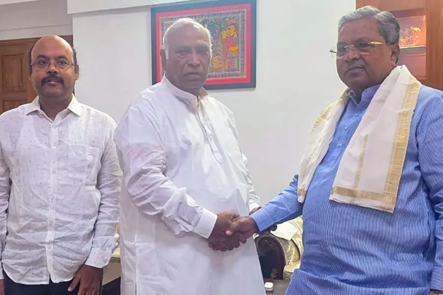Yathindra-Siddaramaiah-Mallikarjun-Kharge-Siddaramaiah