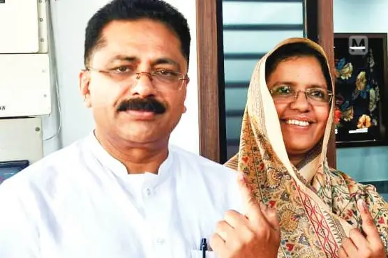 'പാർട്ടി പ്രതിസന്ധി നേരിടുന്നകാലത്ത് മാറിനിൽക്കുന്നത് കൊടിയ അപരാധം’-CPM അംഗങ്ങളായി ജലീലും ഭാര്യയും