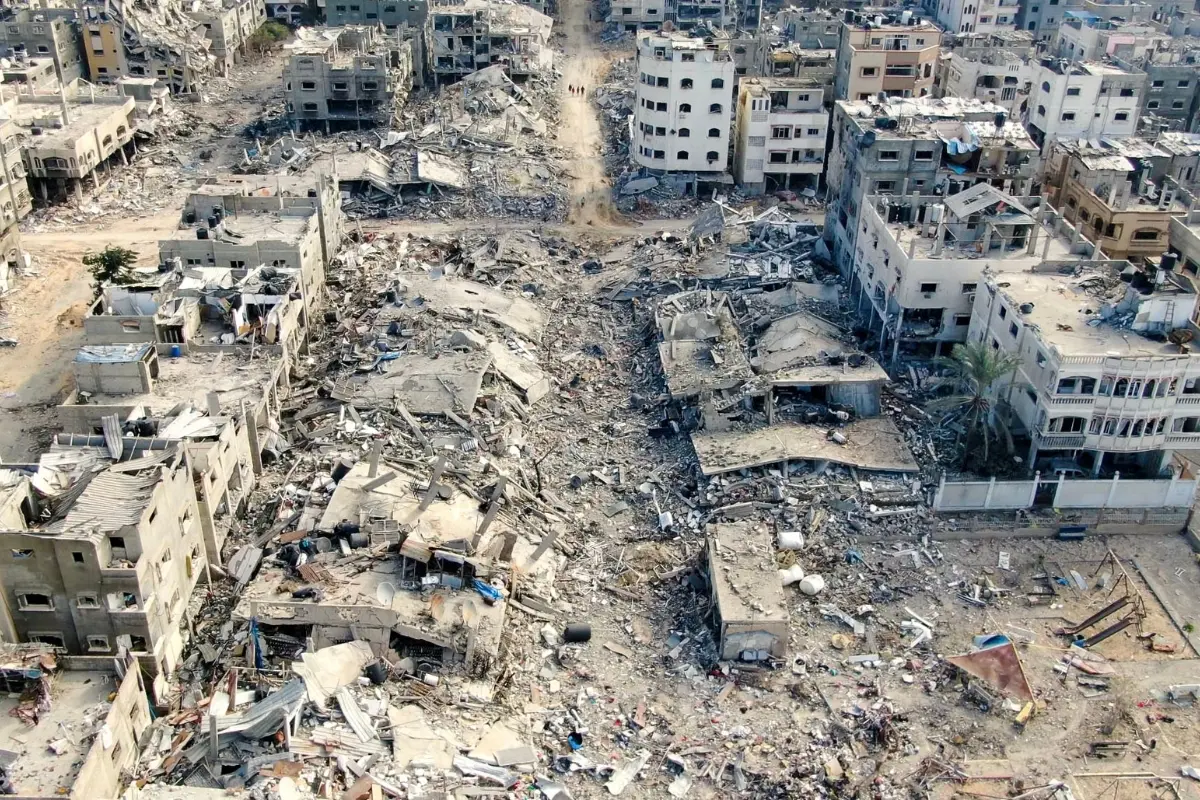 Destroyed buildings in Beit Lahia following Israeli bombardments in the northern Gaza Strip.| Photo: AFP