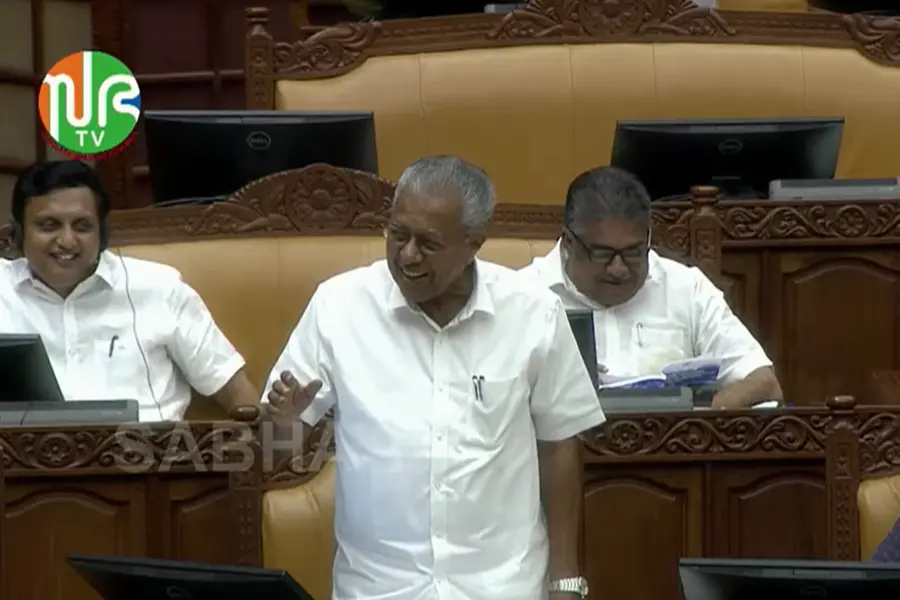 കഴിഞ്ഞദിവസം ലഭിച്ച റിപ്പോർട്ട് ഇന്ന് സഭയിൽ, വൈരുധ്യമില്ലേ? നടപടിക്രമങ്ങൾ പാലിക്കേണ്ടേ?- പിണറായി