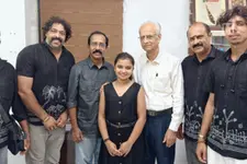 ഗാനരചയിതാവ് കേട്ടിരുന്നു, ഗംഗയുടെ വയലിൻ മീട്ടിയ ‘സൗപർണികാമൃത വീചികൾ’