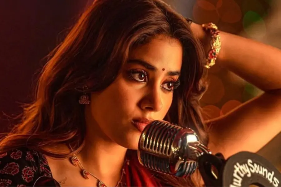 'String of objectifying scenes, total embarrassment': Netizens fume over Janhvi's portrayal in Peddi