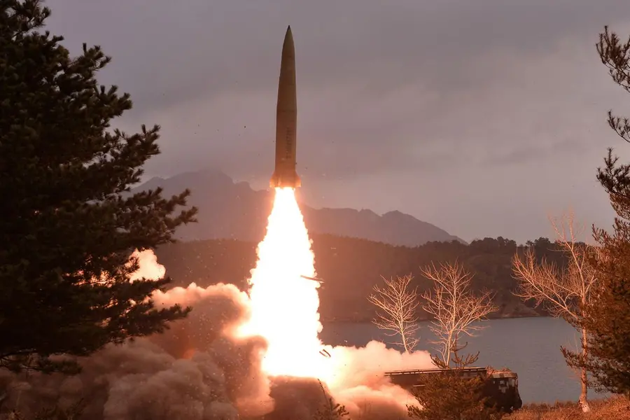 Bahrain condemns Iranian missile strikes, vows to defend territory