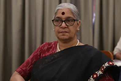 Chaos at Jantar Mantar: Annie Raja attacked by RSS during CJP protest