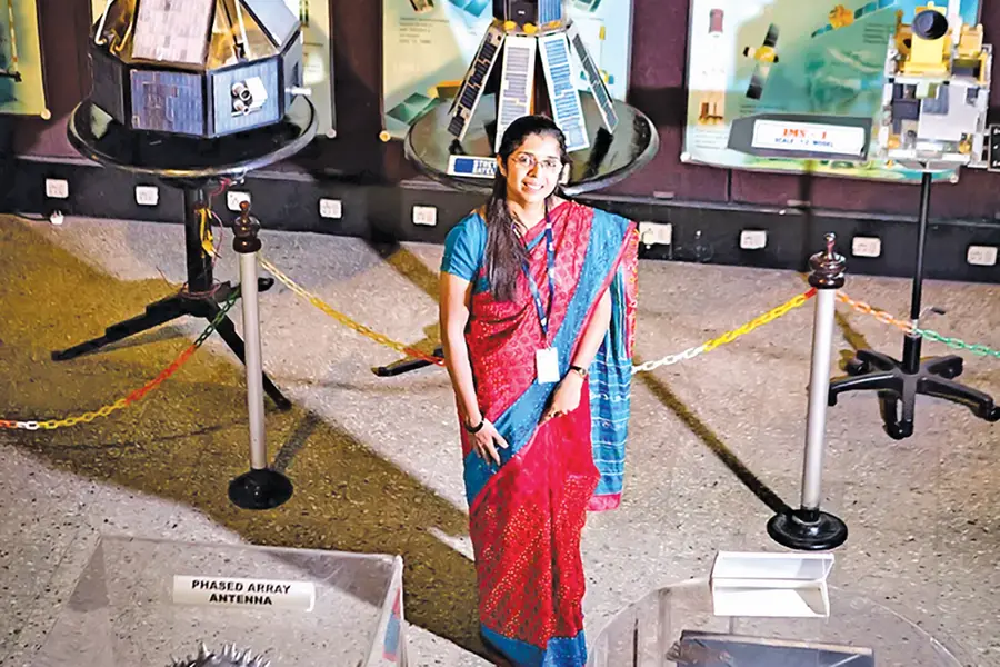മംഗൾയാൻ ഓർമ്മ പുതുക്കി സ്മിത്സോണിയൻ മ്യൂസിയം; നന്ദിനി ഹരിനാഥിന്റെ സാരി ഇനി ചരിത്രത്തിന്റെ ഭാഗം