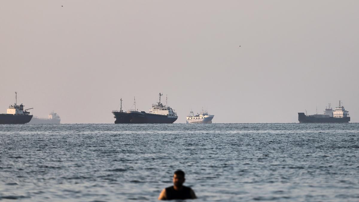 Fire-hit MT Marivex made four attempts to evade Hormuz blockade: Reports