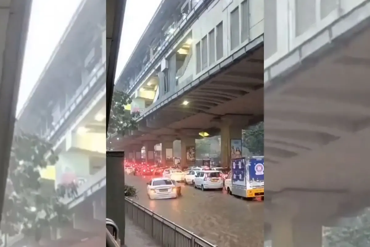 Heavy rains inundated Hyderabad city. | Screengrab/X @Sathya