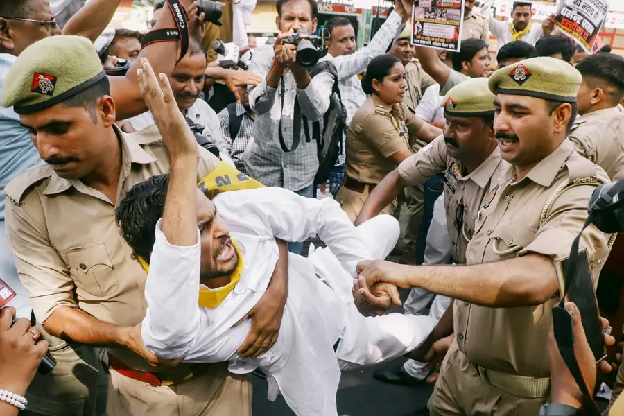 ചോദ്യച്ചോർച്ച തടയണം; വിദേശമാതൃക സ്വീകരിച്ചുകൂടേയെന്ന് പാർല. സമിതി