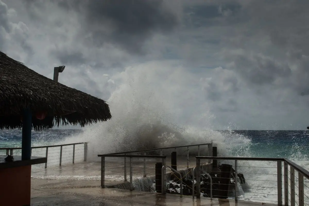 Representational image