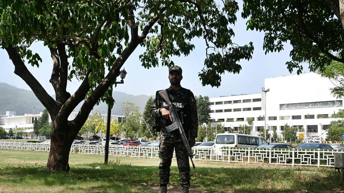 Cracks emerge in Pakistan’s hybrid government as economic strain tests coalition