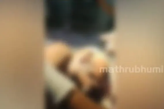 മനുഷ്യത്വം മരവിക്കുന്ന കാഴ്ച: വയനാട്ടിൽ ശരീരം പുഴുവരിച്ച നിലയിൽ കാൻസർ രോഗിയായ വയോധികൻ