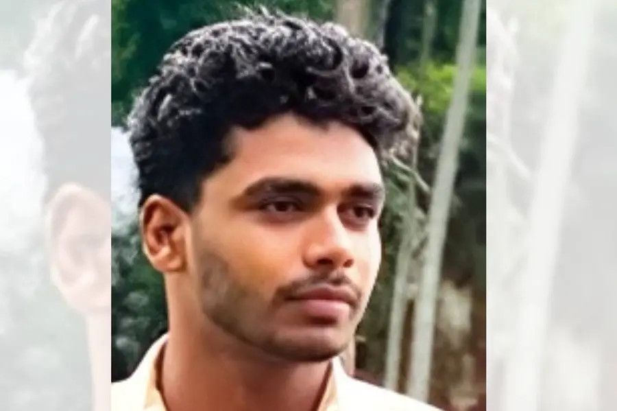 അവധിക്ക് നാട്ടിലെത്തിയ പ്രവാസി യുവാവിനെ പെൺസുഹൃത്തിന്റെ വീട്ടിൽ മരിച്ച നിലയിൽ കണ്ടെത്തി