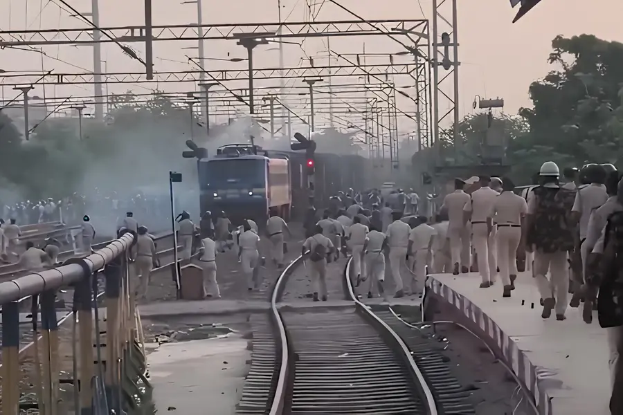 Patna railway station violence: Train shortage triggers vandalism, stone pelting