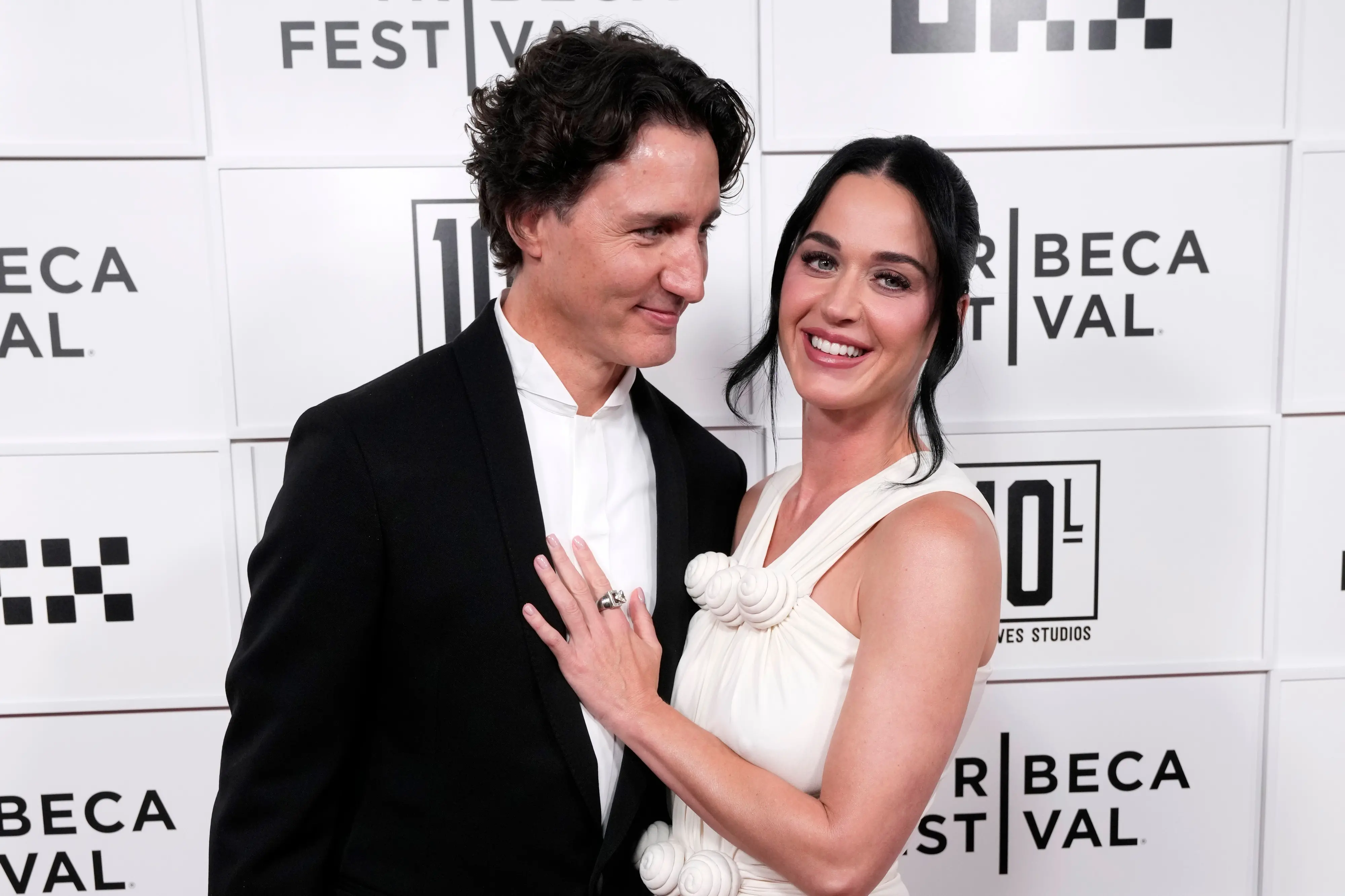 Justin Trudeau, Katy Perry | Photo: AP