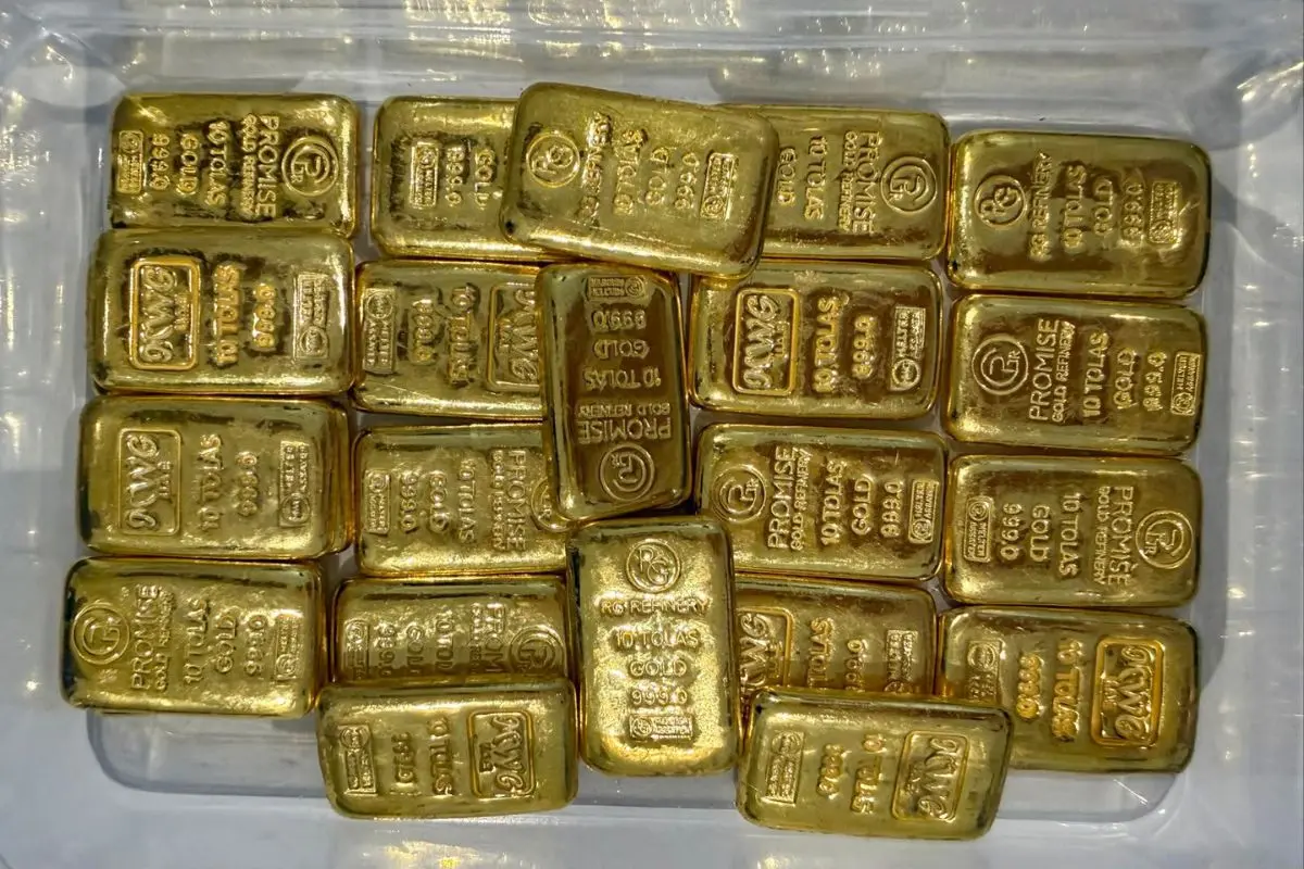 A view of the 24-k foreign-origin gold biscuits with a total weight of 2,799.3 grams, worth approximately Rs 4 crore, seized by customs officers during rummaging operations conducted on IndiGo 6E-1478 flight from Dubai at Sardar Vallabhbhai Patel International Airport, in Ahmedabad on Friday (Photo: ANI)