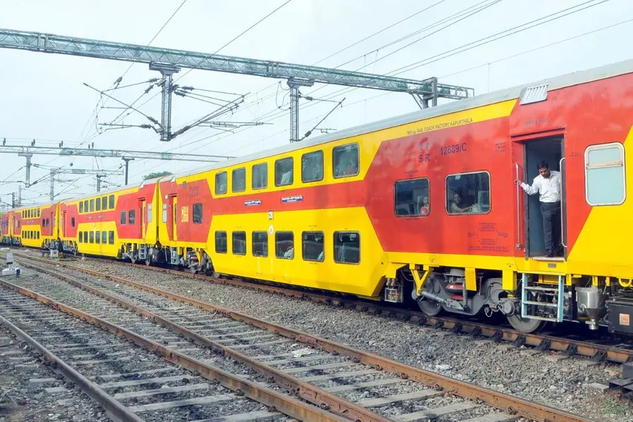 Tamil Nadu beats Kerala in FY26 rail upgrades with 23 new trains, 65 coaches and Vande Bharat boost