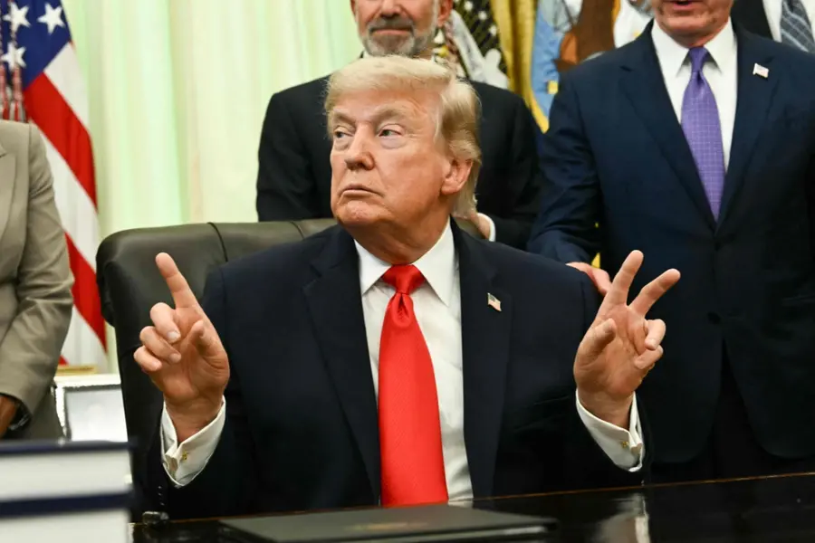 president-donald-trump-strait-of-hormuz