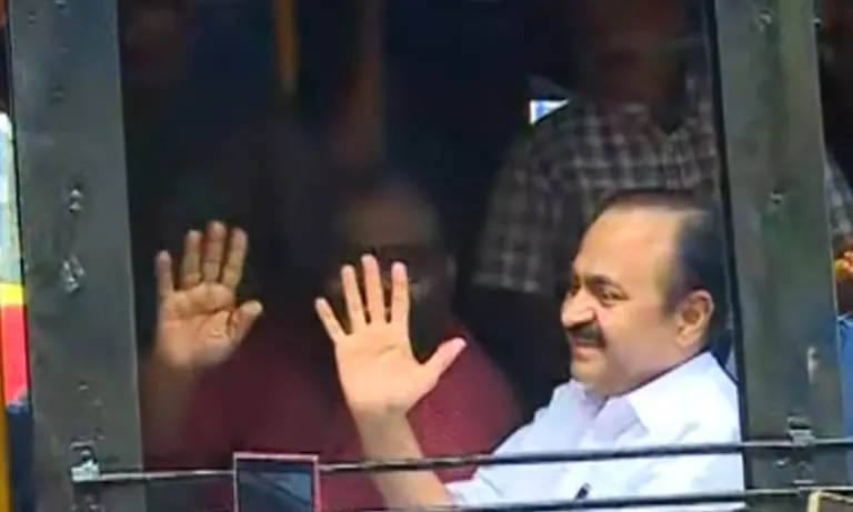 Photo: Screengrab/ Mathrubhumi News