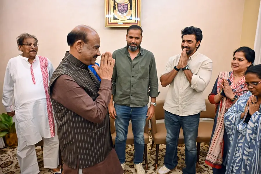 കൂറുമാറ്റക്കാരെ പുറന്തള്ളാൻ മുദ്രാവാക്യം, കൂറുമാറിയെത്തി 20 തൃണമൂൽ എംപിമാർ; NCPI ഞെട്ടി