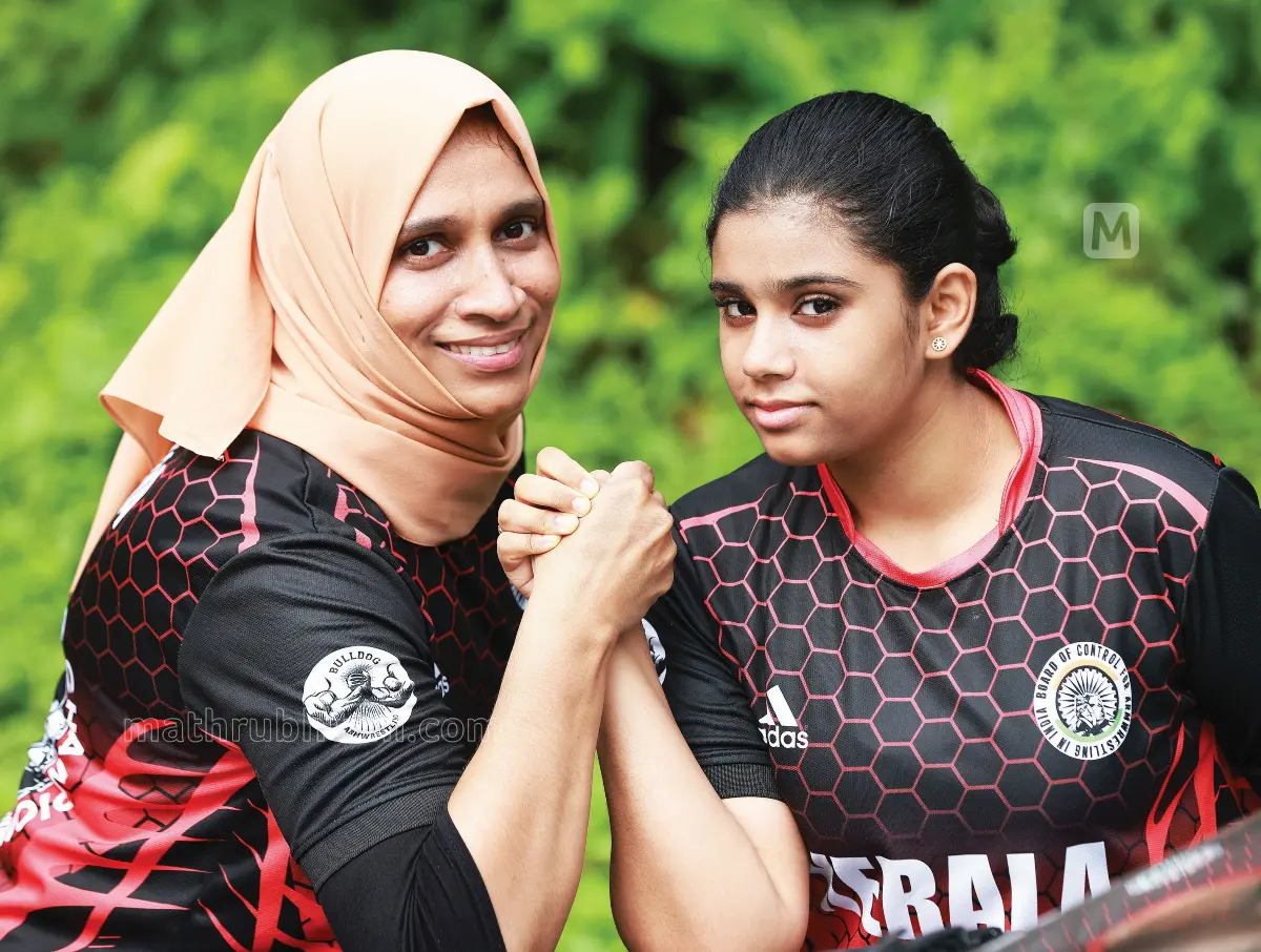 ഫെബിനയും ഫെല്ലയും | Photo: Mathrubhumi