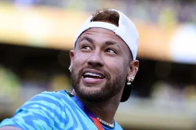 Neymar back in Brazil squad for crucial Scotland match