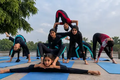 International Yoga Day 2026: J&K sports council organises yoga event along the banks of River Jhelum