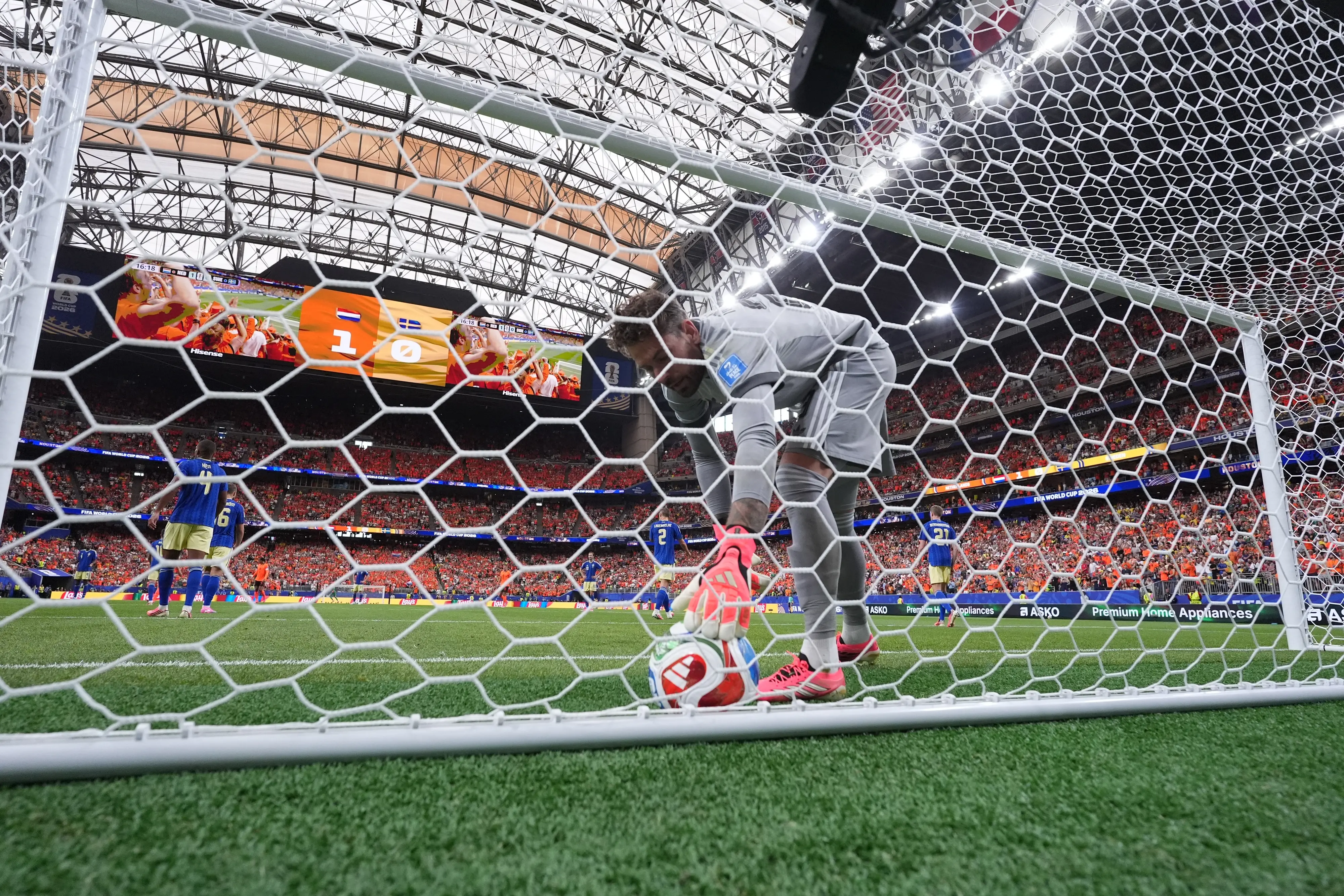 Sweden goalkeeper Kristoffer Nordfeldt (23) picks the ball out of the net after Netherlands' Brian Brobbey (19) scored their second goal | AP