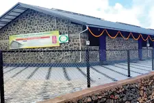 ഇവിടെ ഉയർന്നു... തൊഴിലാളിയുടെ അഭിമാനം; പതിറ്റാണ്ടുകൾക്കുശേഷം പീരുമേട്ടിൽ പുതിയ തൊഴിലാളിലയം