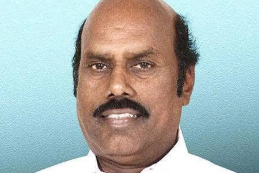 Velu.jpg