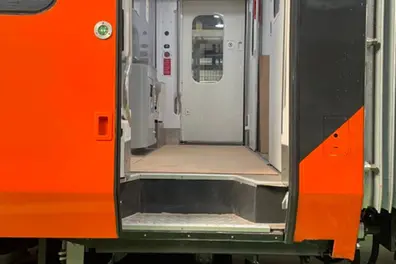 Vande Bharat doors close before you get off? Indian Railways says don't panic; do this instead