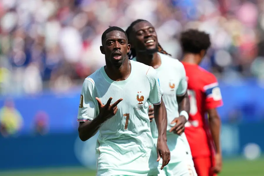 Ousmane Dembele hat-trick