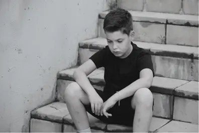 Signs your child has FOMO and simple ways parents can help them feel included again