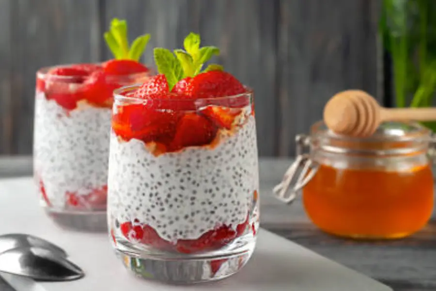 The breakfast that saves busy mornings: Coconut chia pudding with strawberries