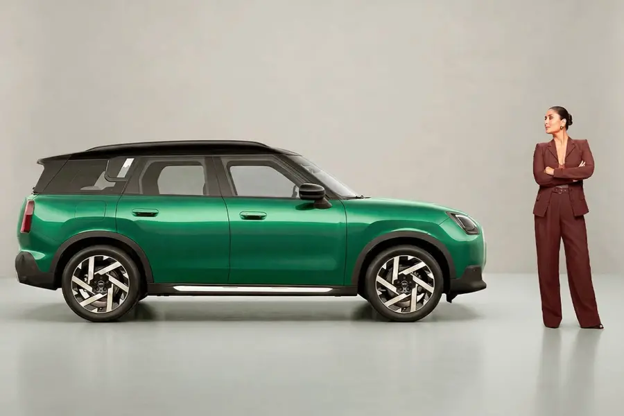 Kareena Kapoor Khan becomes the new face of Mini Countryman C
