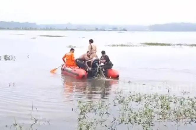 Thrissur boat capsize: 2 bodies recovered, accident occurred while feeding fish