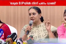 ശ്വേത മേനോന്‍ BJPയില്‍ നിന്ന് രണ്ട് കോടി വാങ്ങി,ബിജെപി കൗണ്‍സിലറുടെ വിഡിയോ പങ്കുവെച്ച് മാലാ പാര്‍വതി