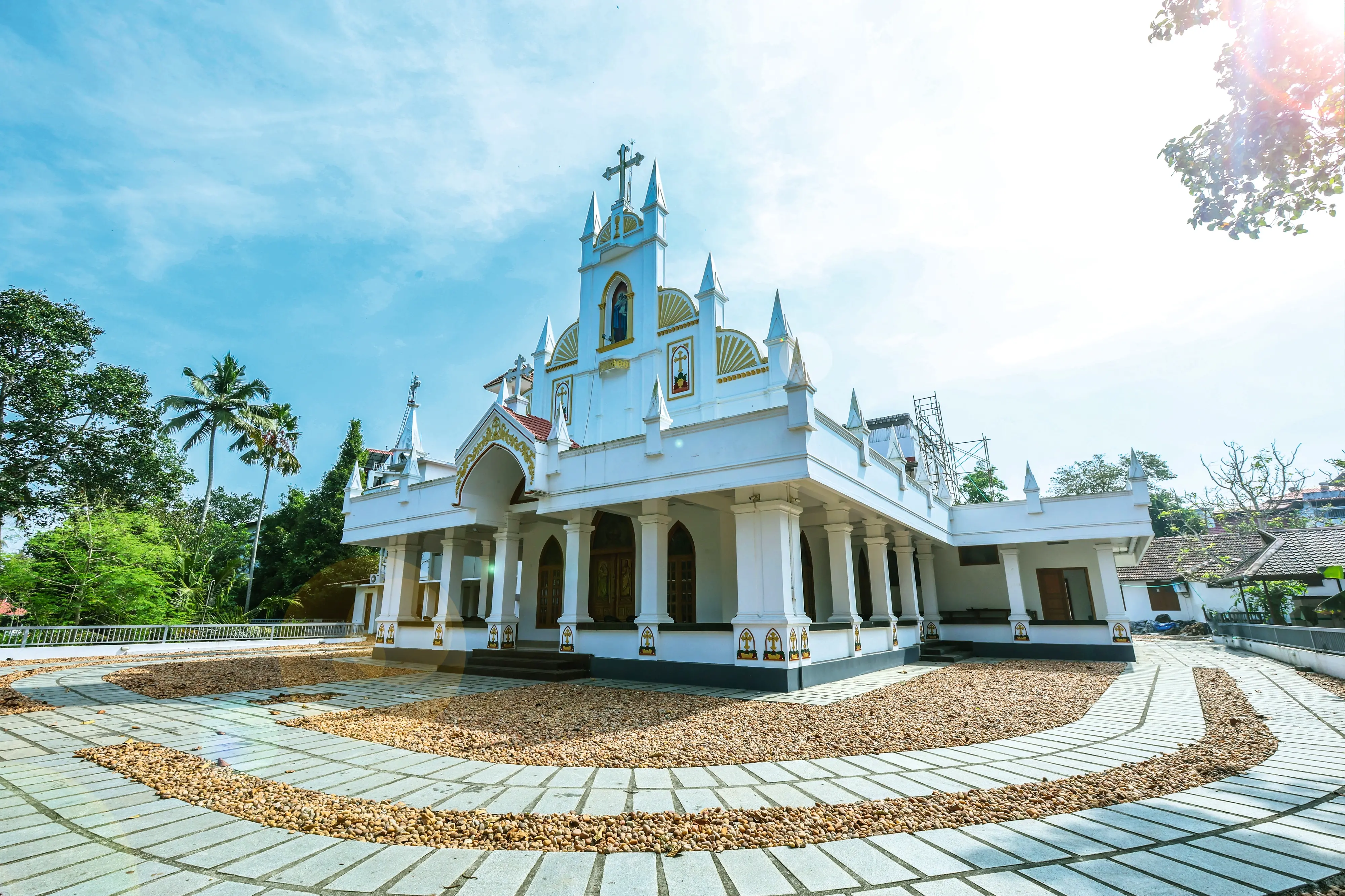 ദേവലോകം പള്ളി