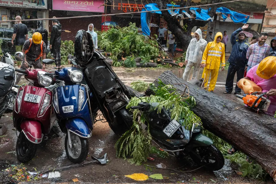 Maharashtra rains trigger multiple landslides; Mumbai-Pune Expressway hit, NDRF leads rescue in Pune