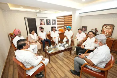 Punjab Congress infighting lingers on; Baghel's dialogue continues amid Channi camp pressure