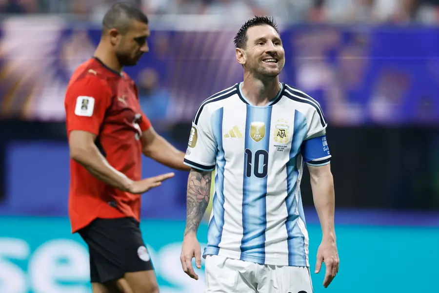 Messi reacts during the World Cup round of 16 soccer match between Argentina and Egypt