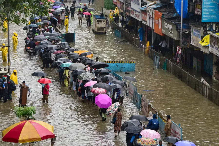 waterlogged street of Mumbai