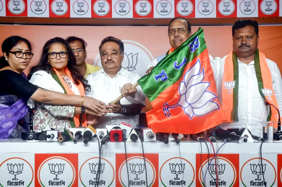 ex trinamool mps joins bjp