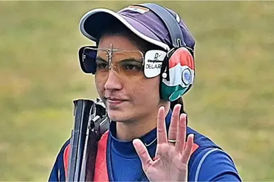 Lonato World Cup: Neeru Dhanda dazzles with flawless start; men’s trap squad struggles