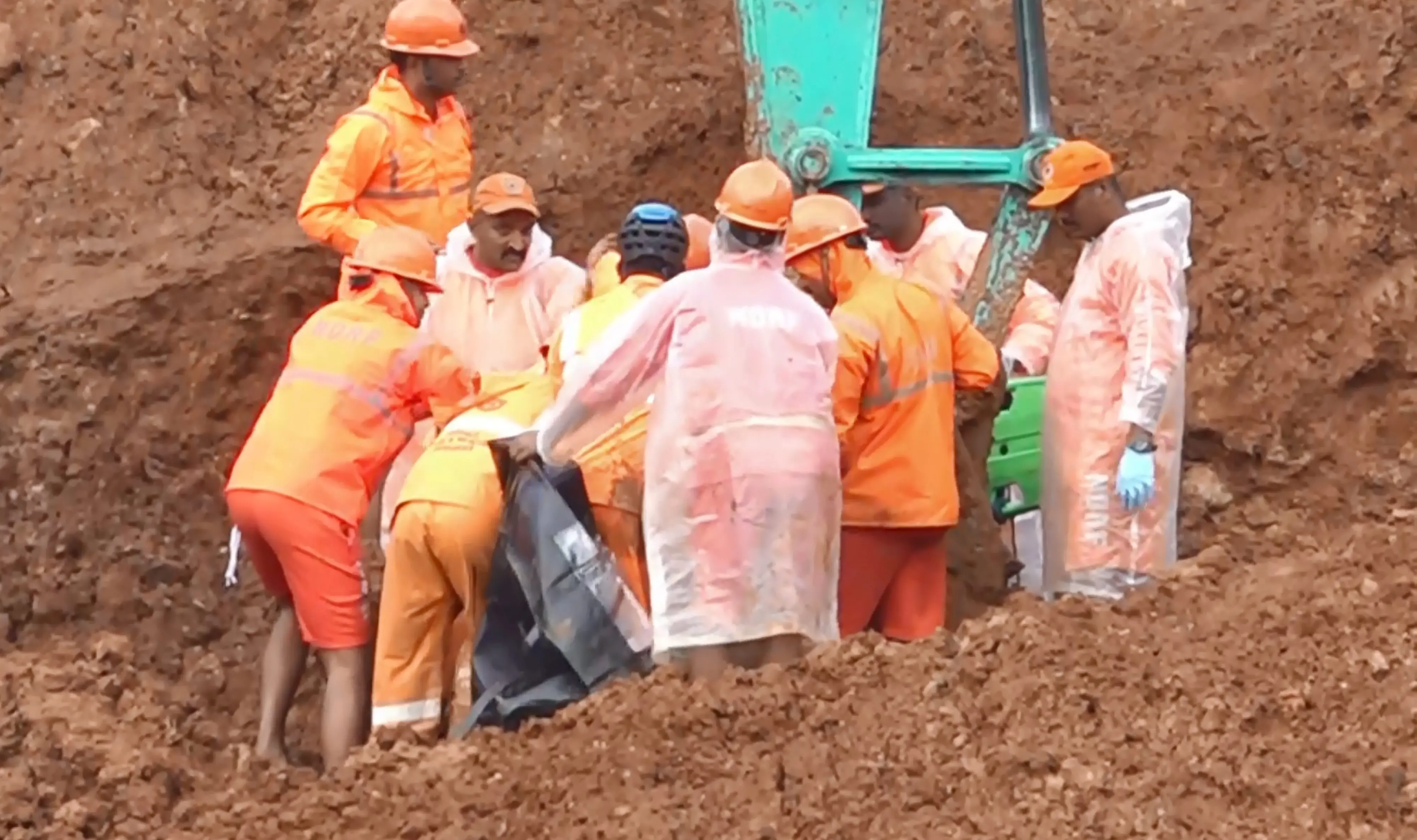 Rescue personnel conduct search operations at the site of the landslide in the under-construction Anakkampoyil–Kalladi–Meppadi twin tunnel project. | Photo: PTI