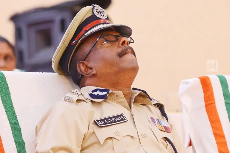 Report against ADGP: Kerala DGP yet to decide; a section of Congress leaders unhappy with delay