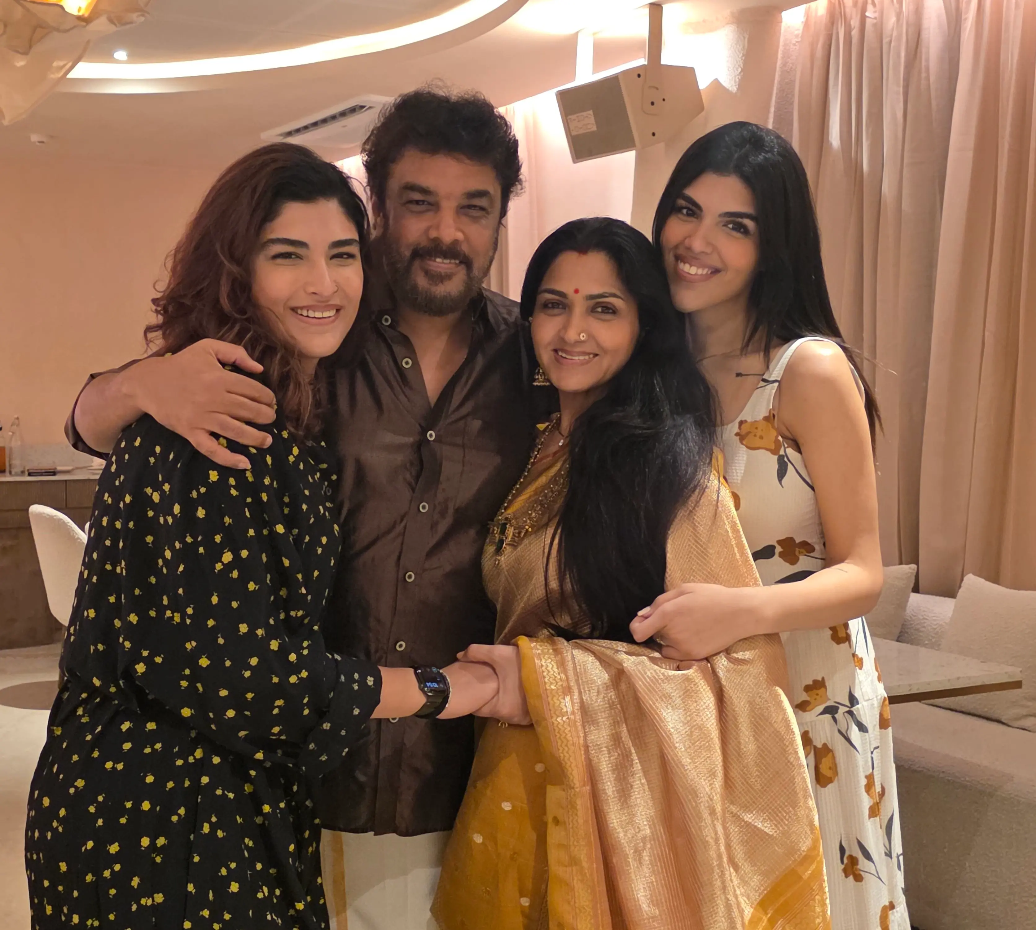 Photo: X/@khushsundar