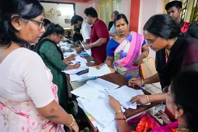 New voter registration rule, EC now requires parents' SIR details with Form 6