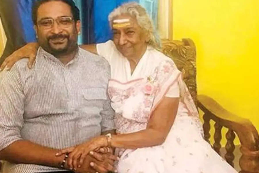 dr manu s janaki